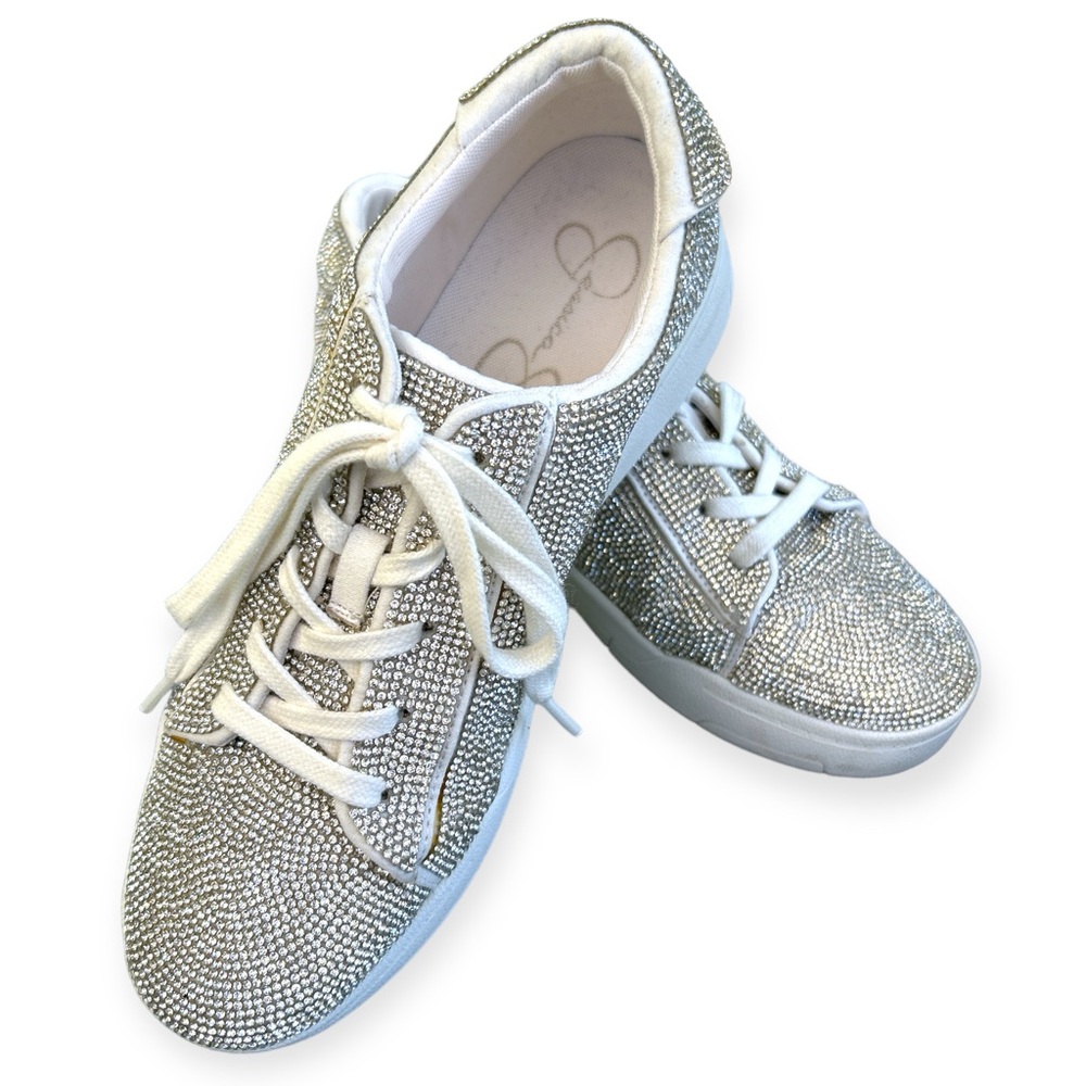 Women’s 8M Jessica Simpson JS-SILESTA Rhinestone / White Microsuede Sneakers
